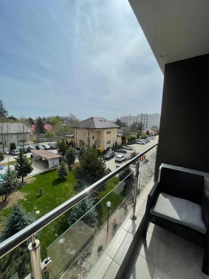 Bucharest Airport Henri Coanda & Therme-Self Check-In Otopeni Exterior photo